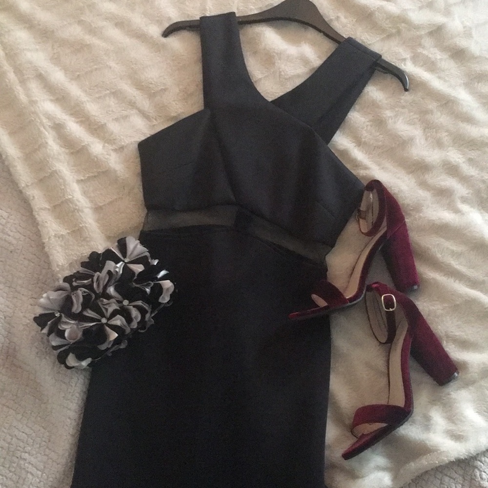 **Black Mermaid Prom Dress**